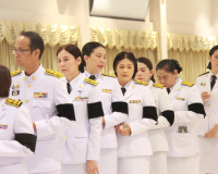 จังหวัดสุราษฎร์ธานีจัดพิธีถวายน้ำสรงพระศพเบื้องหน้าพระรูป สม ... พารามิเตอร์รูปภาพ 36