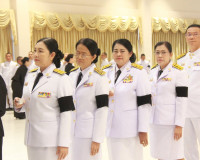จังหวัดสุราษฎร์ธานีจัดพิธีถวายน้ำสรงพระศพเบื้องหน้าพระรูป สม ... พารามิเตอร์รูปภาพ 66