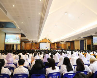 รองผู้ว่าราชการจังหวัดสุราษฎร์ธานี กล่าวต้อนรับนักศึกษาใหม่  ... พารามิเตอร์รูปภาพ 9