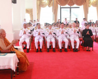 จังหวัดสุราษฎร์ธานีจัดพิธีบำเพ็ญกุศลและทำบุญตักบาตร ในวาระคร ... พารามิเตอร์รูปภาพ 14