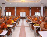 ผู้ว่าราชการจังหวัดสุราษฎร์ธานี ร่วมต้อนรับคณะสงฆ์หนใต้ ในพิ ... พารามิเตอร์รูปภาพ 1