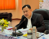รองผู้ว่าราชการจังหวัดสุราษฎร์ธานี เป็นประธานการประชุม คณะกร ... พารามิเตอร์รูปภาพ 1
