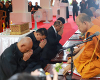 จังหวัดสุราษฎร์ธานี จัดพิธีบำเพ็ญกุศลสวดพระอภิธรรม อุทิศถวาย ... พารามิเตอร์รูปภาพ 9