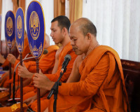 จังหวัดสุราษฎร์ธานี จัดพิธีบำเพ็ญกุศลสวดพระอภิธรรม อุทิศถวาย ... พารามิเตอร์รูปภาพ 19