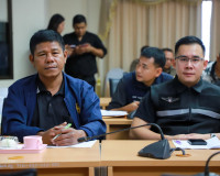 จังหวัดสุราษฎร์ธานี ประชุมคณะกรรมการรักษาความมั่นคงและความสง ... พารามิเตอร์รูปภาพ 2