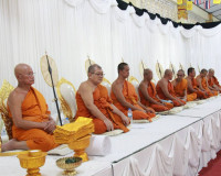 รองผู้ว่าราชการจังหวัดสุราษฎร์ธานี เป็นประธาน ในพิธีสวดพระพุ ... พารามิเตอร์รูปภาพ 2