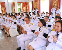 จังหวัดสุราษฎร์ธานีจัดพิธีเจริญพระพุทธมนต์และทำบุญตักบาตรถวา ... พารามิเตอร์รูปภาพ 13