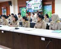 รองผู้ว่าราชการจังหวัดสุราษฎร์ธานี เป็นประธานมอบแนวทางและให้ ... พารามิเตอร์รูปภาพ 5