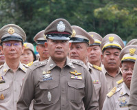 ผู้ว่าฯ สุราษฎร์ธานี นำข้าราชการและประชาชนร่วมพิธีถวายพระพรช ... พารามิเตอร์รูปภาพ 12