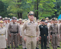 ผู้ว่าฯ สุราษฎร์ธานี นำข้าราชการและประชาชนร่วมพิธีถวายพระพรช ... พารามิเตอร์รูปภาพ 26