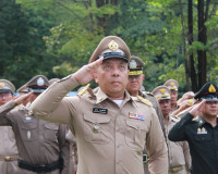 ผู้ว่าฯ สุราษฎร์ธานี นำข้าราชการและประชาชนร่วมพิธีถวายพระพรช ... พารามิเตอร์รูปภาพ 28