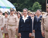 ผู้ว่าฯ สุราษฎร์ธานี นำข้าราชการและประชาชนร่วมพิธีถวายพระพรช ... พารามิเตอร์รูปภาพ 50