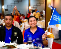 ผู้ว่าราชการจังหวัดสุราษฎร์ธานี ร่วมแสดงความยินดีครบรอบ 39 ป ... พารามิเตอร์รูปภาพ 14