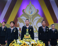 ผู้ว่าราชการจังหวัดสุราษฎร์ธานี นำหัวหน้าส่วนราชการร่วมบันทึ ... พารามิเตอร์รูปภาพ 1