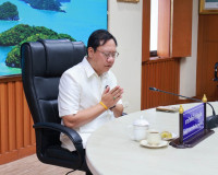 จังหวัดสุราษฎร์ธานีร่วมกิจกรรมบรรยายธรรม นำอบรมจิตภาวนา เฉลิ ... พารามิเตอร์รูปภาพ 4