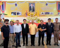 รองผู้ว่าราชการจังหวัดสุราษฎร์ธานี เป็นประธานองค์ผ้าป่า ในกิ ... พารามิเตอร์รูปภาพ 8