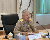 รองผู้ว่าราชการจังหวัดสุราษฎร์ธานีเป็นประธานการประชุมคณะกรรม ... พารามิเตอร์รูปภาพ 1