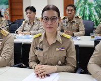 ผู้ว่าฯ สุราษฎร์ธานีประชุมนายอำเภอ หัวหน้าส่วนราชการ และหัวห ... พารามิเตอร์รูปภาพ 16