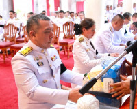 ผู้ว่าฯ สุราษฎร์ธานี เป็นประธานพิธีสมโภชและถวายเทียนพรรษาพระ ... พารามิเตอร์รูปภาพ 18