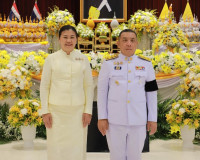 จังหวัดสุราษฎร์ธานี จัดพิธีถวายเครื่องราชสักการะและจุดเทียนถ ... พารามิเตอร์รูปภาพ 39