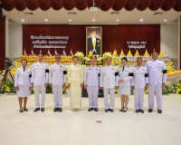 จังหวัดสุราษฎร์ธานี จัดพิธีถวายเครื่องราชสักการะและจุดเทียนถ ... พารามิเตอร์รูปภาพ 40