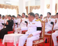 จังหวัดสุราษฎร์ธานีจัดพิธีบำเพ็ญกุศลและทำบุญตักบาตร ในวาระคร ... พารามิเตอร์รูปภาพ 19