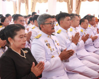 จังหวัดสุราษฎร์ธานีจัดพิธีบำเพ็ญกุศลและทำบุญตักบาตร ในวาระคร ... พารามิเตอร์รูปภาพ 42