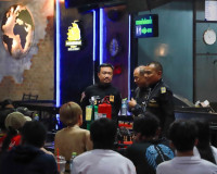 สุราษฎร์ธานีซ้อมแผนดับเพลิงและอพยพหนีไฟในสถานบริการ ยกระดับม ... พารามิเตอร์รูปภาพ 9