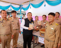 พ่อเมืองสุราษฎร์ฯ นำหน่วยบำบัดทุกข์ บำรุงสุข ลงพื้นที่อำเภอช ... พารามิเตอร์รูปภาพ 19