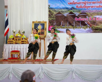 พ่อเมืองสุราษฎร์ฯ นำหน่วยบำบัดทุกข์ บำรุงสุข ลงพื้นที่อำเภอช ... พารามิเตอร์รูปภาพ 76