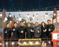 ผู้ว่าฯ สุราษฎร์ธานี ร่วมเปิดงาน “ศิลปาชีพ ประทีปไทย OTOP หล ... พารามิเตอร์รูปภาพ 3
