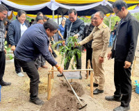 รองผู้ว่าราชการจังหวัดฯ เป็นประธานในพิธีมอบบ้านโครงการบ้านห่ ... พารามิเตอร์รูปภาพ 11