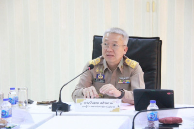 รองผู้ว่าราชการจังหวัดสุราษฎร์ธานี เป็นประธานประชุมคณะกรรมกา ... พารามิเตอร์รูปภาพ 1