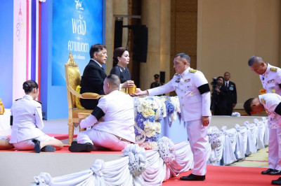 พ่อเมืองสุราษฎร์ธานี นำทีมประธานหมู่บ้าน/ชุมชน ร่วมมหกรรมกอง ... พารามิเตอร์รูปภาพ 1