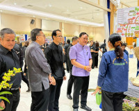 รองผู้ว่าราชการจังหวัดฯ ร่วมกิจกรรมเวทีเสวนา "ศูนย์ สู่ สุข" ... พารามิเตอร์รูปภาพ 3