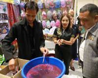 ผู้ว่าราชการจังหวัดสุราษฎร์ธานี เปิดงาน “มหกรรมความสำเร็จการ ... พารามิเตอร์รูปภาพ 18