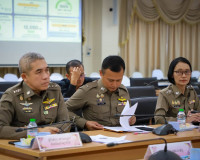 รองผู้ว่าฯ สุราษฎร์ธานี ประชุม ศอ.ปส.จ.สฎ. เดินหน้ากวาดล้าง- ... พารามิเตอร์รูปภาพ 12