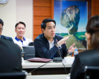 ผู้ว่าฯ สุราษฎร์ธานี ประชุม กรอ. ผลักดันยุทธศาสตร์พัฒนาเศรษฐ ... พารามิเตอร์รูปภาพ 2