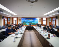 ผู้ว่าฯ สุราษฎร์ธานี ประชุม กรอ. ผลักดันยุทธศาสตร์พัฒนาเศรษฐ ... พารามิเตอร์รูปภาพ 12