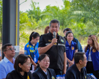 ผู้ว่าฯ สุราษฎร์ธานี นำบริการรัฐถึงชุมชน เปิดโครงการ ‘บำบัดท ... พารามิเตอร์รูปภาพ 19
