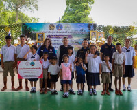 ผู้ว่าฯ สุราษฎร์ธานี นำบริการรัฐถึงชุมชน เปิดโครงการ ‘บำบัดท ... พารามิเตอร์รูปภาพ 26