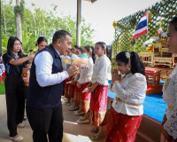 ผู้ว่าฯ สุราษฎร์ธานี นำบริการรัฐถึงชุมชน เปิดโครงการ ‘บำบัดท ... พารามิเตอร์รูปภาพ 36