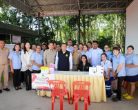 ผู้ว่าฯ สุราษฎร์ธานี นำบริการรัฐถึงชุมชน เปิดโครงการ ‘บำบัดท ... พารามิเตอร์รูปภาพ 37