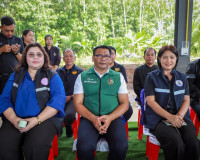 ผู้ว่าฯ สุราษฎร์ธานี นำบริการรัฐถึงชุมชน เปิดโครงการ ‘บำบัดท ... พารามิเตอร์รูปภาพ 55