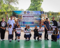 ผู้ว่าฯ สุราษฎร์ธานี นำบริการรัฐถึงชุมชน เปิดโครงการ ‘บำบัดท ... พารามิเตอร์รูปภาพ 64