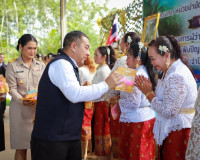 ผู้ว่าฯ สุราษฎร์ธานี นำบริการรัฐถึงชุมชน เปิดโครงการ ‘บำบัดท ... พารามิเตอร์รูปภาพ 72