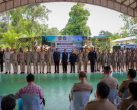 ผู้ว่าฯ สุราษฎร์ธานี นำบริการรัฐถึงชุมชน เปิดโครงการ ‘บำบัดท ... พารามิเตอร์รูปภาพ 81