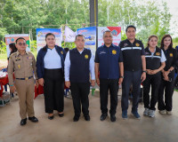 ผู้ว่าฯ สุราษฎร์ธานี นำบริการรัฐถึงชุมชน เปิดโครงการ ‘บำบัดท ... พารามิเตอร์รูปภาพ 87