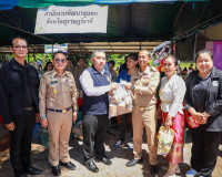 ผู้ว่าฯ สุราษฎร์ธานี นำบริการรัฐถึงชุมชน เปิดโครงการ ‘บำบัดท ... พารามิเตอร์รูปภาพ 98