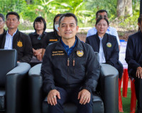 ผู้ว่าฯ สุราษฎร์ธานี นำบริการรัฐถึงชุมชน เปิดโครงการ ‘บำบัดท ... พารามิเตอร์รูปภาพ 115
